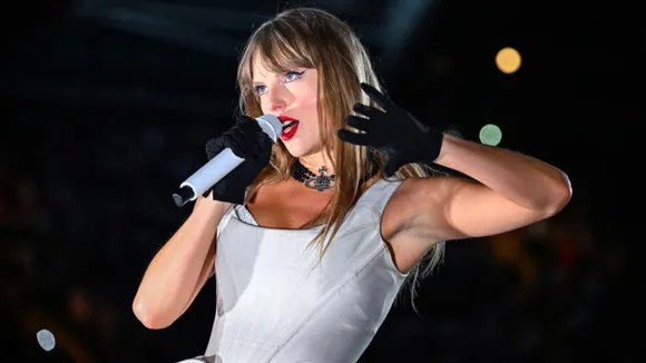 Taylor Swift Swallows a Bug Again at Milan Eras Tour: See What Happened