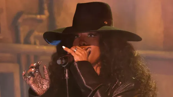 SZA Hilariously Admits 'Kill Bill' Lyrics Were ‘Crazy And Harsh’