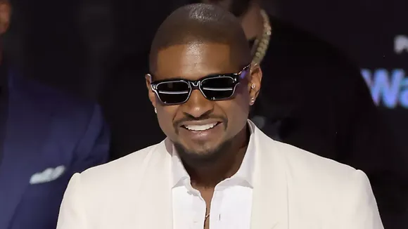 BET Issues Apology to Usher For ‘Audio Malfunction’ During Lifetime Achievement Award Speech