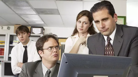 Jenna Fischer Says ‘The Office’ Cast Used Instant Messaging to Film Scenes