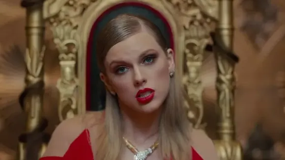 Taylor Swift Fuels 'Reputation' TV Rumours With Bold Red Boots at Chiefs Opener