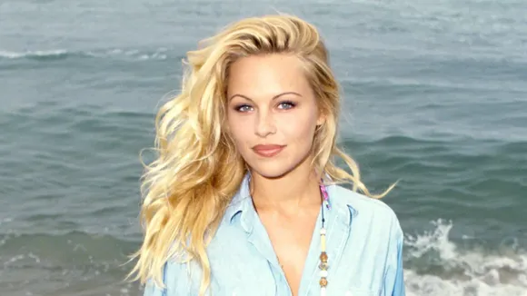 Pamela Anderson Steps Back From New 'Baywatch' Documentary