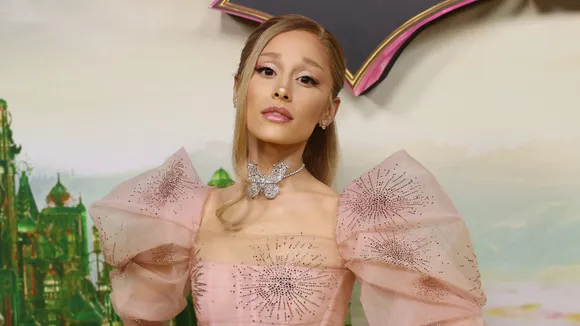Ariana Grande Questions Her Casting as Glinda in ‘Wicked’