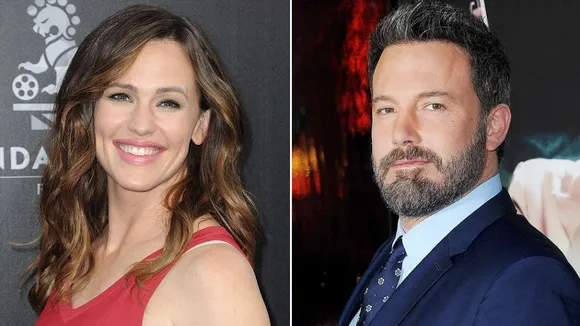 Ben Affleck Celebrates Thanksgiving With Ex Jennifer Garner and Kids Amid JLo Divorce