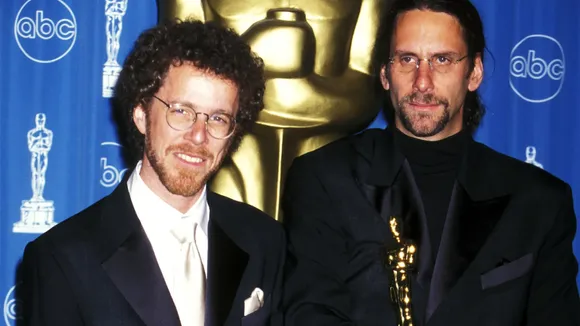 ‘Blood Simple’: The Coen Brothers' Career-Changing Movie, a Hilarious and Violent Masterpiece