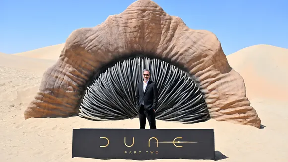 Denis Villeneuve Chose Real Desert Over Studio for Authentic 'Dune' Filming