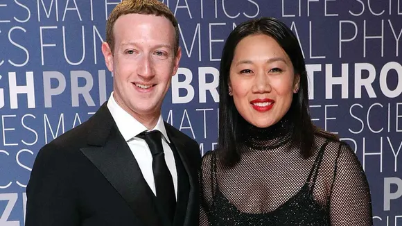 Mark Zuckerberg Rings in New Year With Wife Priscilla Chan