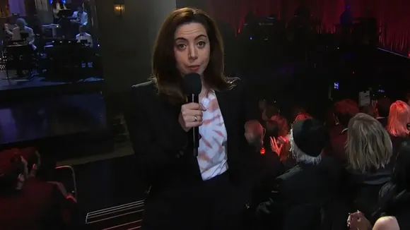 Aubrey Plaza Pays Tribute to Late Husband Jeff Baena With Tie-Dye Shirt at SNL 50th Anniversary