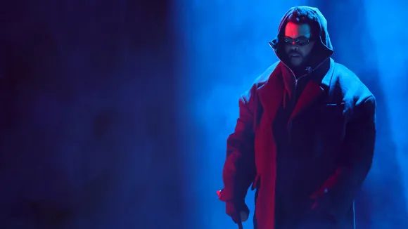 The Weeknd Makes Surprise Comeback at 2025 Grammys After 4-Year Boycott