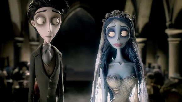 Gothic Romance in Film: Love Stories With a Dark and Supernatural Twist