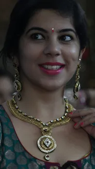 How much carry gold from Dubai to India