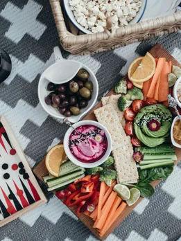 best snacks for travelling