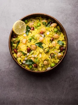 Curd poha recipe for summer mornings