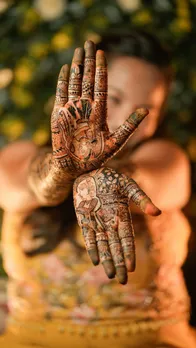 Mehndi designs for office Women