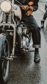 Helmet news in hindi