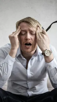 Tired of Frequent Headaches Try These 7 Simple Home Remedies Instead of Pills