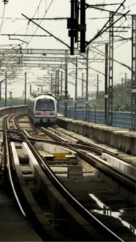 metro mein safar kaise karein pexels