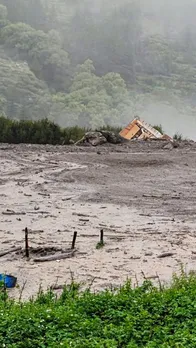 Why cloudbursts happen in mountains