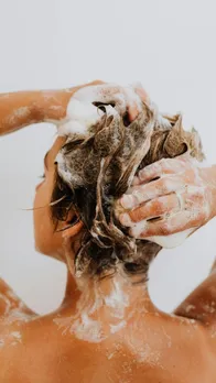 How many times shampoo per week