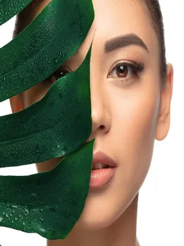 चेहरे के डार्क स्पॉट दूर करने के लिए अपनाएं ये घरेलू टिप्स