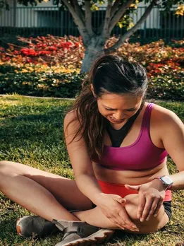 गर्मियों में हड्डियों को मजबूत बनाने के लिए खाएं ये 6 समर फ्रूट्स