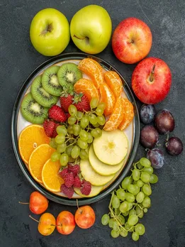 गर्मियों में इम्यूनिटी बढ़ाने के लिए खाएं ये फ्रूट्स