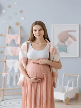 प्रेगनेंसी में खाली पेट खा सकते हैं ये 5 फूड्स