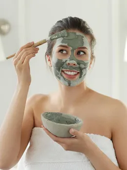 बेदाग त्वचा के लिए नीम फेस पैक