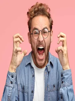 गुस्सा कंट्रोल करने के लिए करें ये 7 एक्सरसाइज