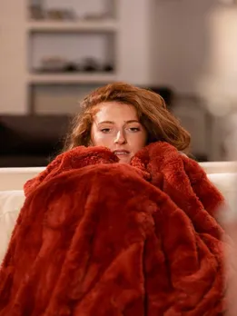 ठंड में शरीर को गर्म रखने के लिए डाइट में शामिल करें ये 6 सुपरफूड्स