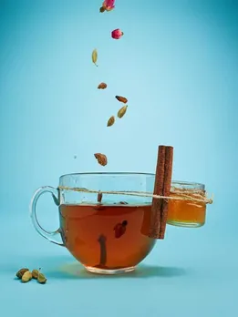 बॉडी को डिटॉक्स करने के लिए जरूर पिएं ये 6 चाय