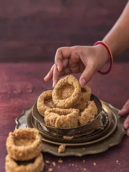 Makar Sankranti 2023: मकर संक्रांति पर क्यों खाए जाते हैं तिल और तिलकुट, जानें इसके फायदे