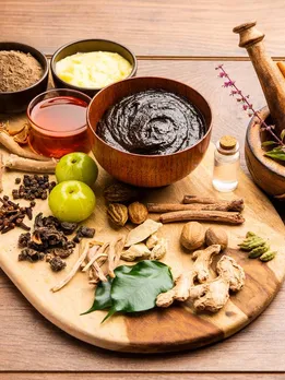 सर्दियों में च्यवनप्राश खाने के 6 फायदे