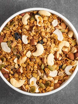 ड्राय फ्रूट्स की जगह खा सकते हैं ये सस्ती चीज़ें, मिलेंगे भरपूर फायदे