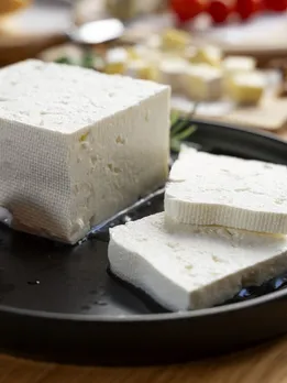 कच्चे पनीर के फायदे: स्किन होती है ग्लो और बाल भी होंगे मजबूत