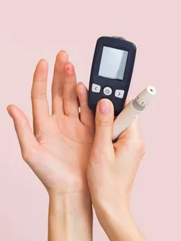 Diabetes कंट्रोल करना चाहते हैं तो सोने से पहले कर लें ये आसान काम