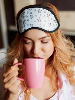 रात को नहीं आती नींद तो जरूर पिएं ये 5 हेल्दी ड्रिंक्स