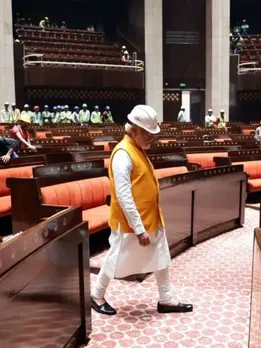 अंदर से इतना भव्य है नया संसद भवन, रिकॉर्ड समय में बनकर हुआ तैयार
