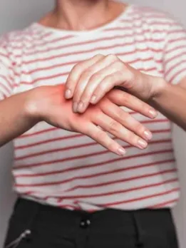 बढ़े हुए यूरिक एसिड को नैचुरल तरीके से कंट्रोल करेंगे ये 6 फूड्स