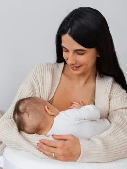 गर्मियों में ब्रेस्ट फीडिंग कराने पर जरूर खाएं ये हेल्दी फूड्स