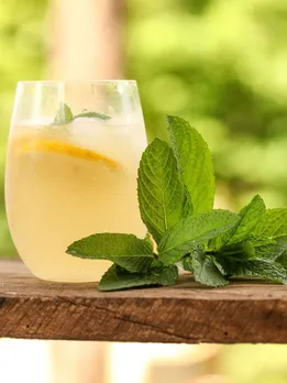 सिर दर्द से वजन घटाने तक के लिए फायदेमंद है पुदीना