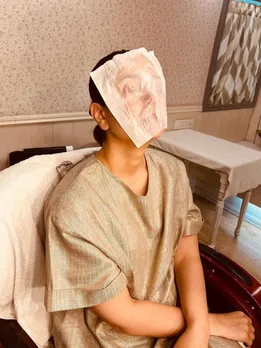 हर सुबह यूं होता है करीना कपूर का मेकअप, शेयर की फोटोज