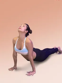 Yoga से खुद को फिट रखती हैं ये बॉलीवुड एक्ट्रेसेस