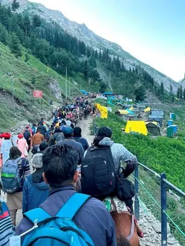 शिव भक्तों में खुशी की लहर,फिर शुरू हुई अमरनाथ यात्रा