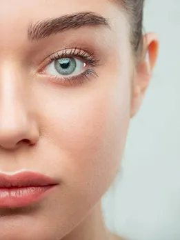 आंखों से जब दिखने लगे धुंधला तो जरूर पिएं ये 5 जूस