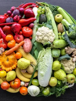 रात में खाने से बचें ये 5 सब्जियां, पेट में बन सकती है गैस