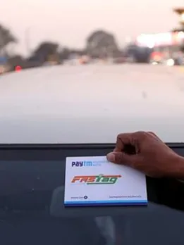 भूलकर भी कार में इस जगह पर ना लगाएं FASTag, जानें सही तरीका