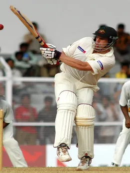 टेस्ट मैच की एक पारी में सबसे ज्यादा छक्के लगाने वाले बल्लेबाज