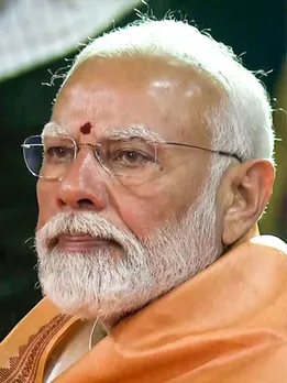 'राम भक्त' पीएम मोदी दक्षिण भारत के मंदिरों में कर रहे दर्शन, जानिए क्या है उद्देश्य