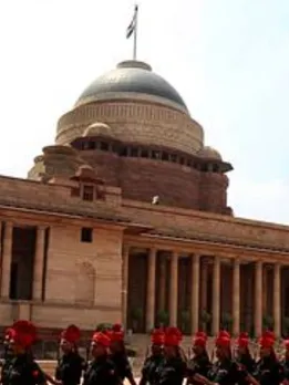 70 करोड़ ईंटें, 300 कमरे, नहीं जानते होंगे राष्ट्रपति भवन से जुड़ी ये दिलचस्प बातें